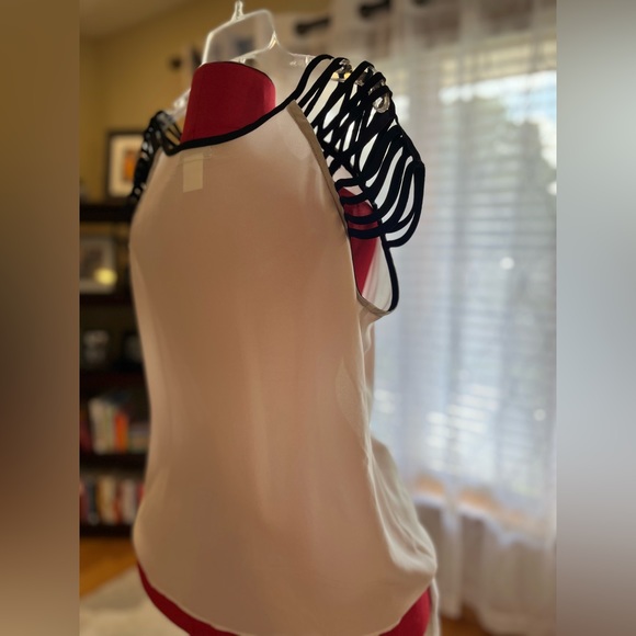 Ivory shell w/ sexy black strappy sleeves from Venus. Medium. - Picture 12 of 12